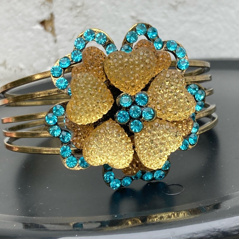 Golden hearts blue flower clamper bracelet PLUS SIZE
